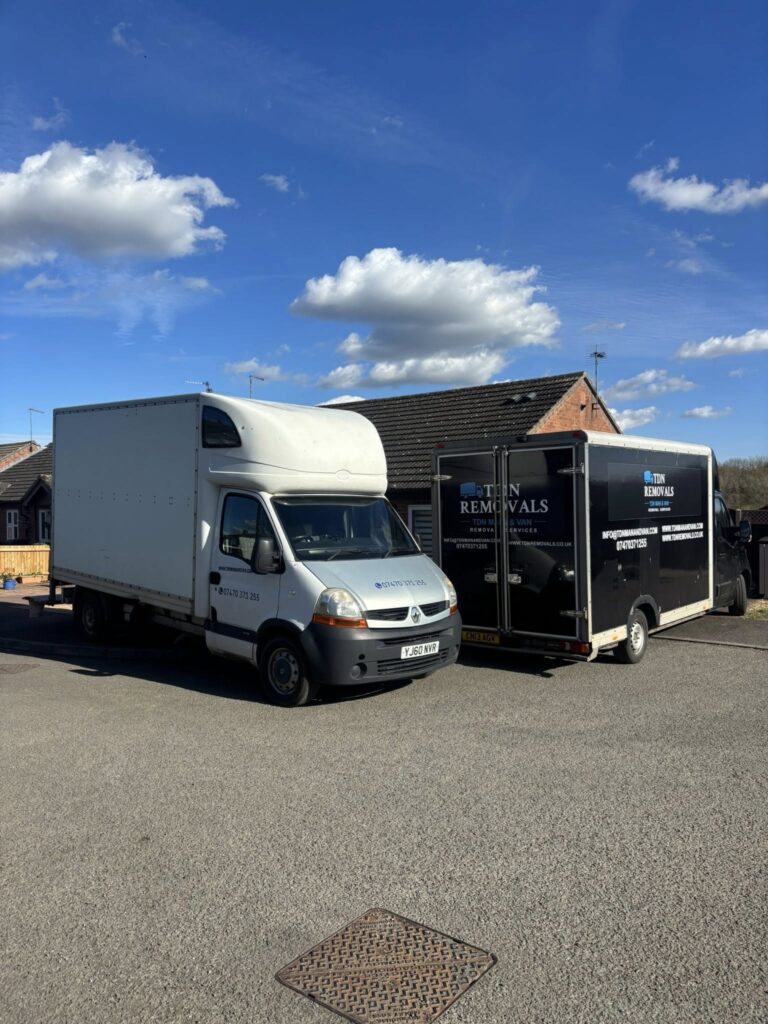 corby removals
